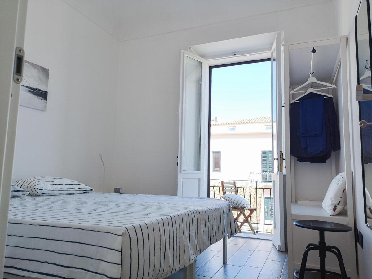 L'Isola Nell'Isola - R3442 Lägenhet La Maddalena  Exteriör bild